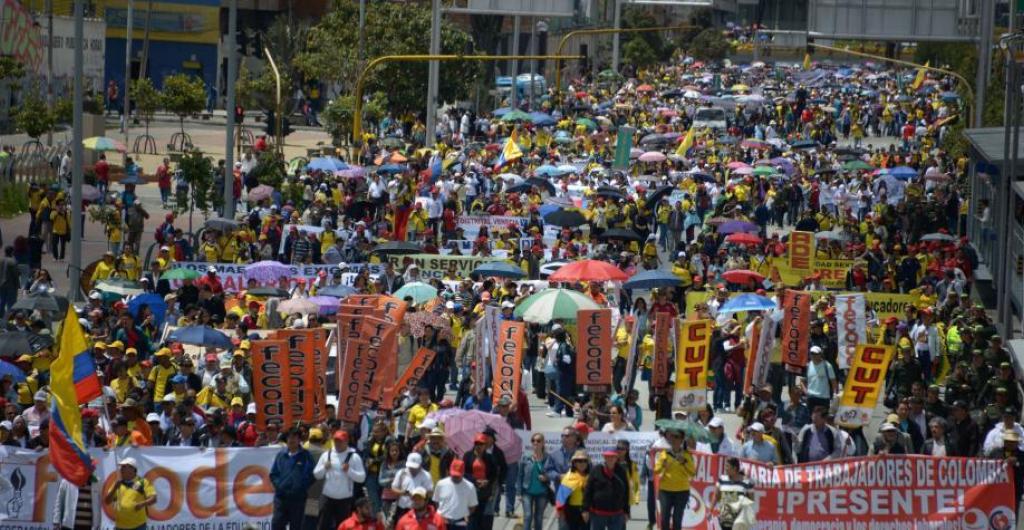 A LAS CALLES ESTE 8 DE FEBRERO PARA DEFENDER LA CONSTITUCIÓN Y EL GOBIERNO POPULAR
