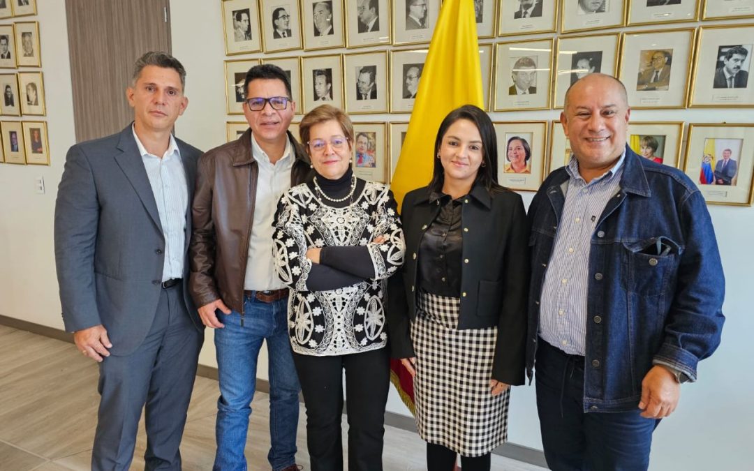 Noticiero CM& se retracta de noticia falsa